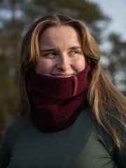 Camilla wool neckwarmer burgundy