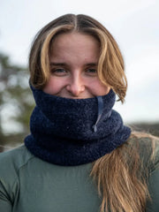 Camilla wool neckwarmer navy