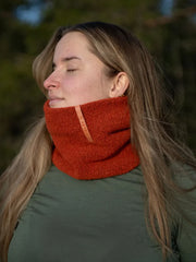 Camilla wool neckwarmer rust