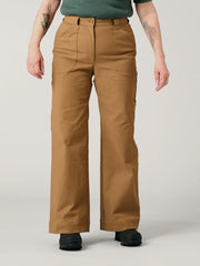 Pants with lengths camel